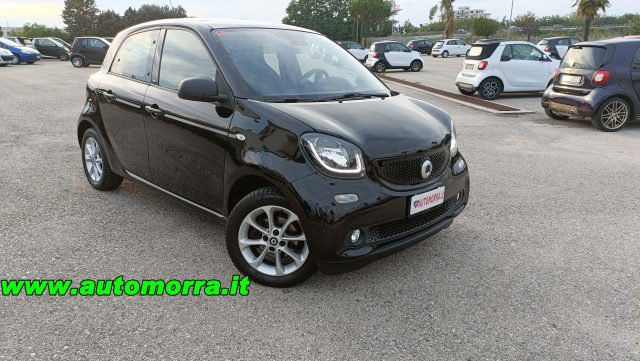 SMART ForFour Nero metallizzato