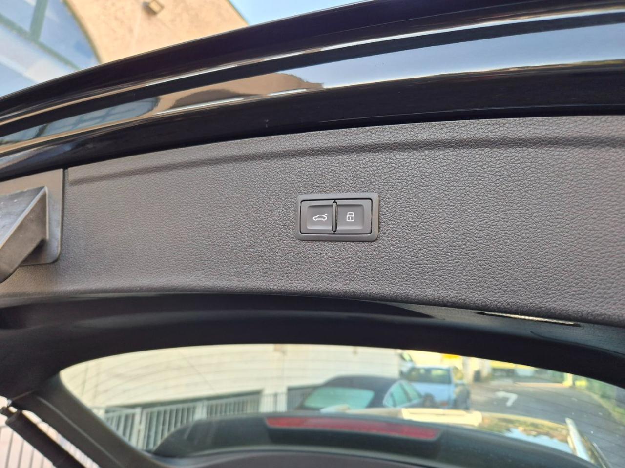 AUDI Q5 55 TFSI e quattro S tronic S line plus - 17