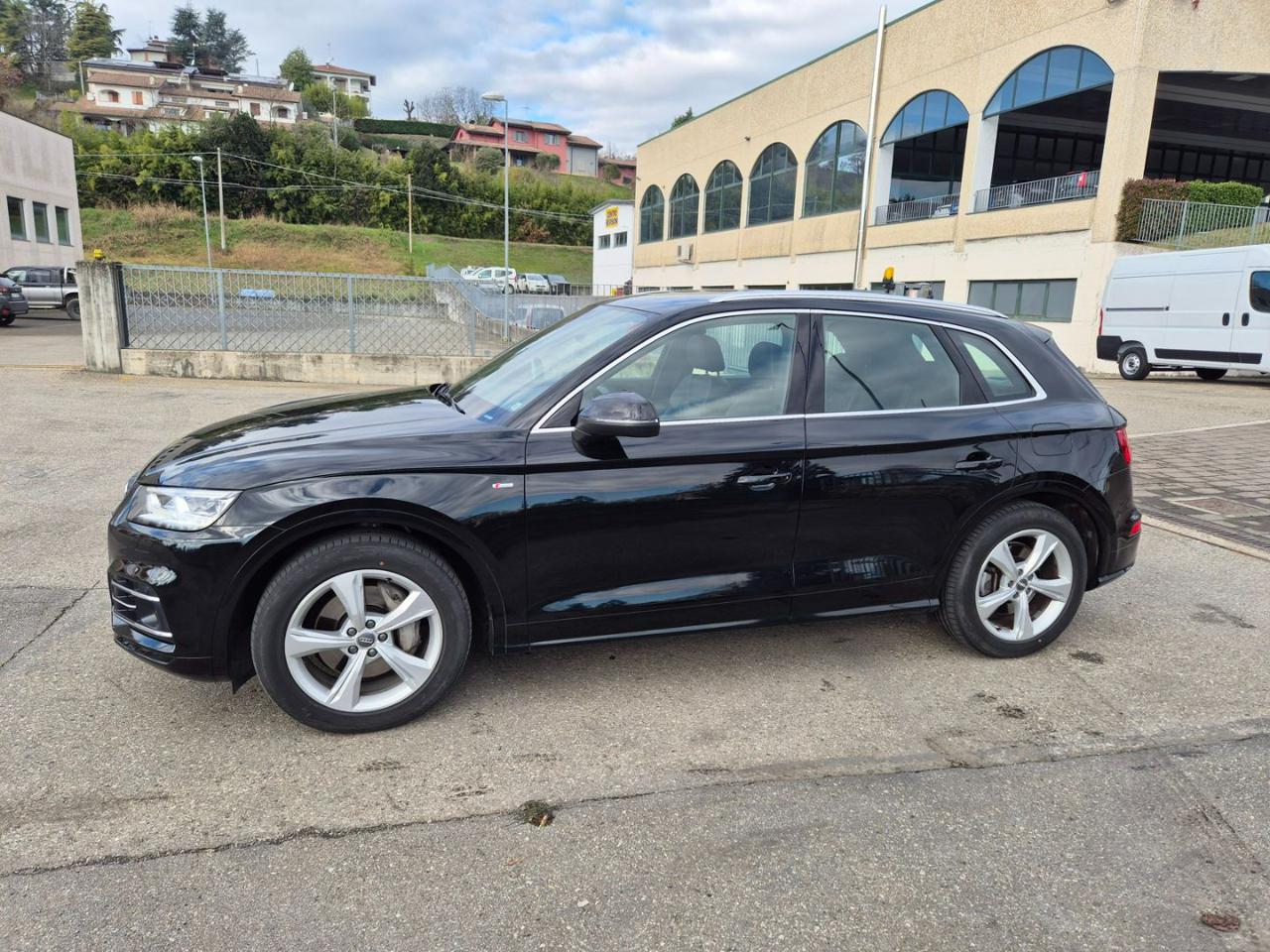 AUDI Q5 55 TFSI e quattro S tronic S line plus - 3