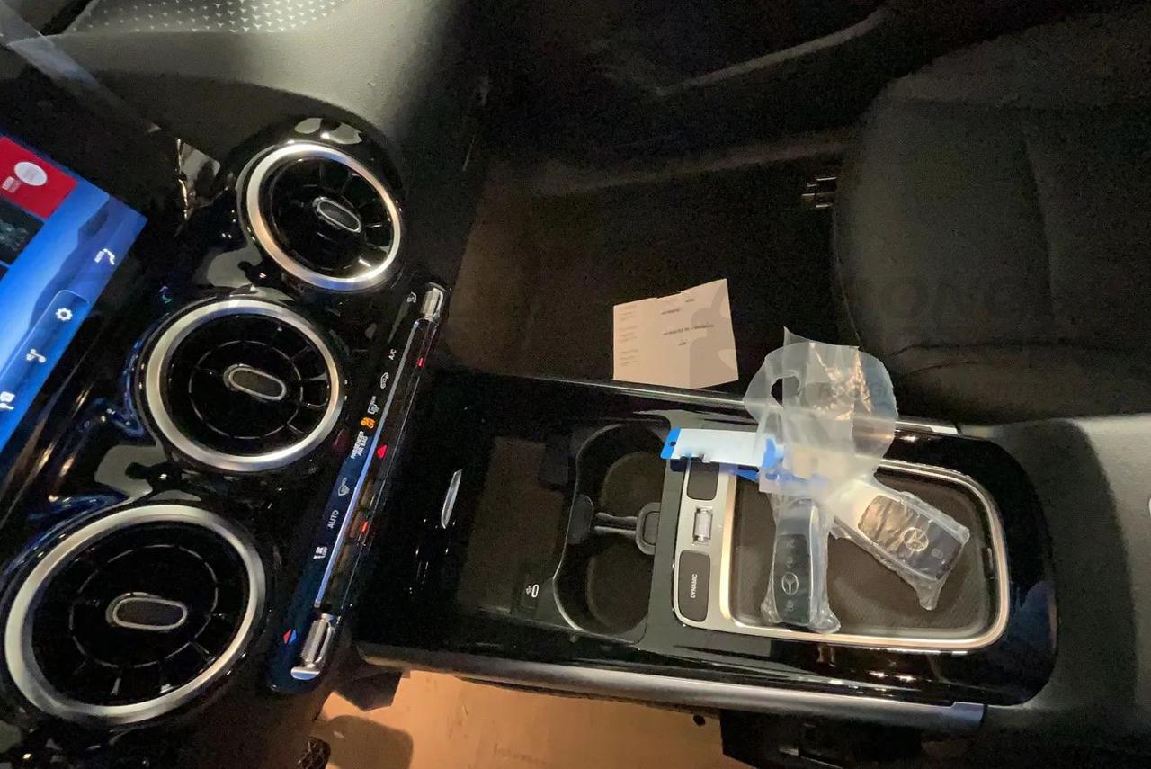 MERCEDES-BENZ GLA 200 D ADVANCED AUTO - 11