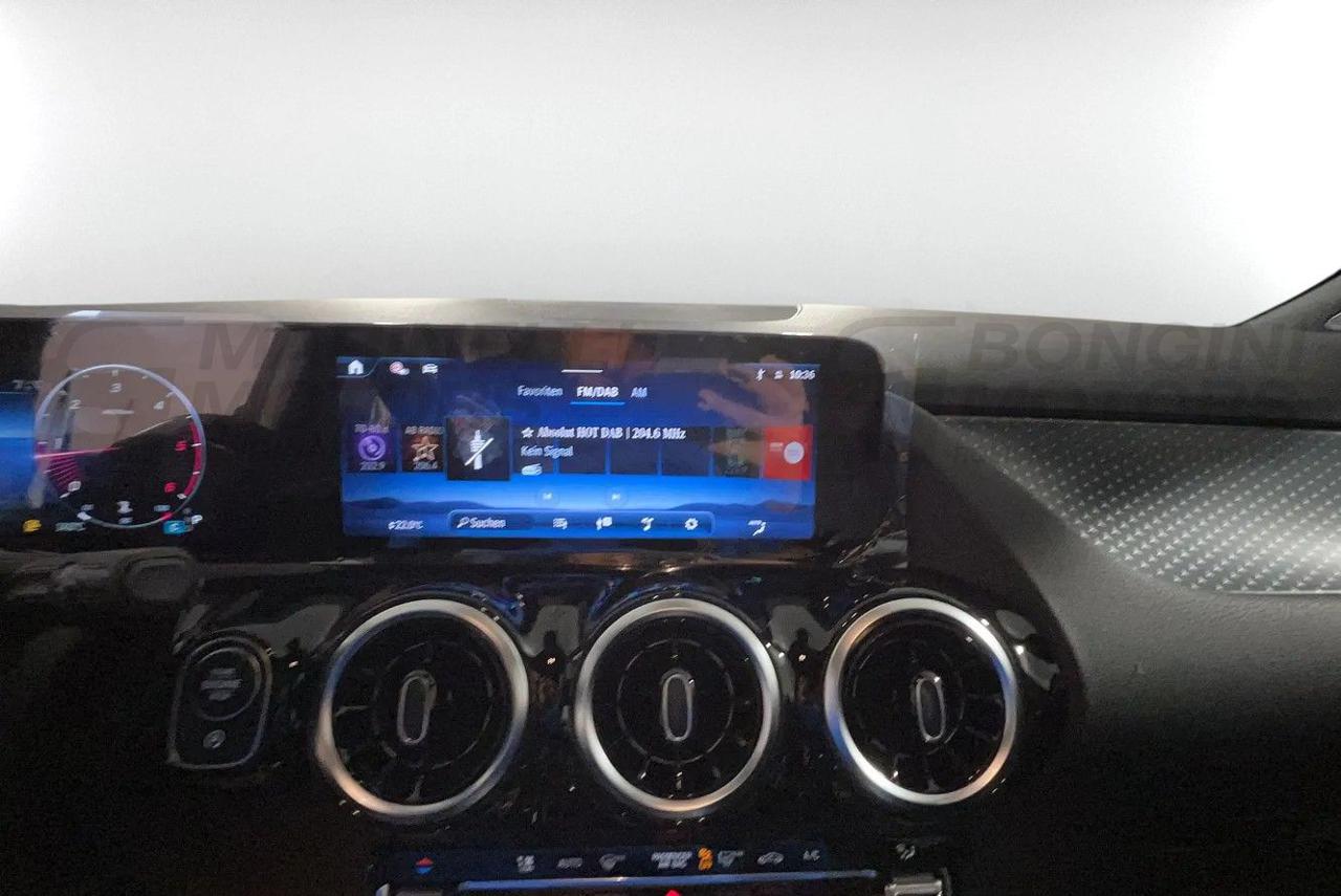 MERCEDES-BENZ GLA 200 D ADVANCED AUTO - 23