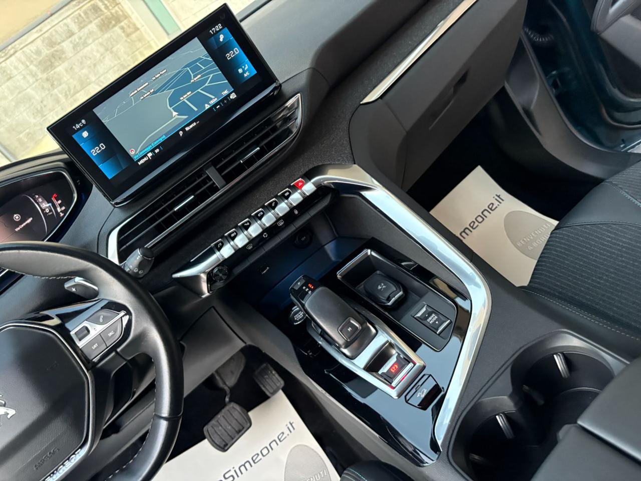 PEUGEOT 3008 1.5 BlueHDi 130 S&S Allure Pack C.AUTOMATICO - 17