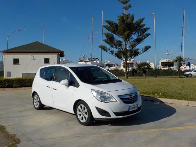 OPEL Meriva Bianco pastello