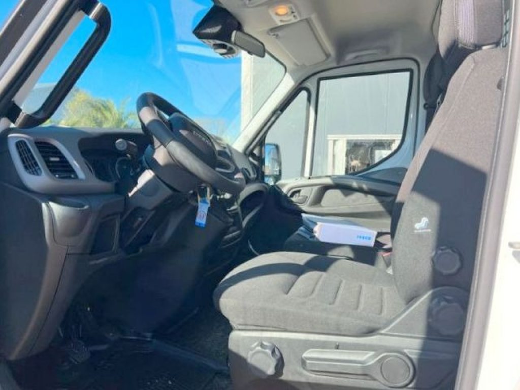 IVECO DAILY  35C16 EURO 6 NUOVO + CASSONE da 4,20 - 7