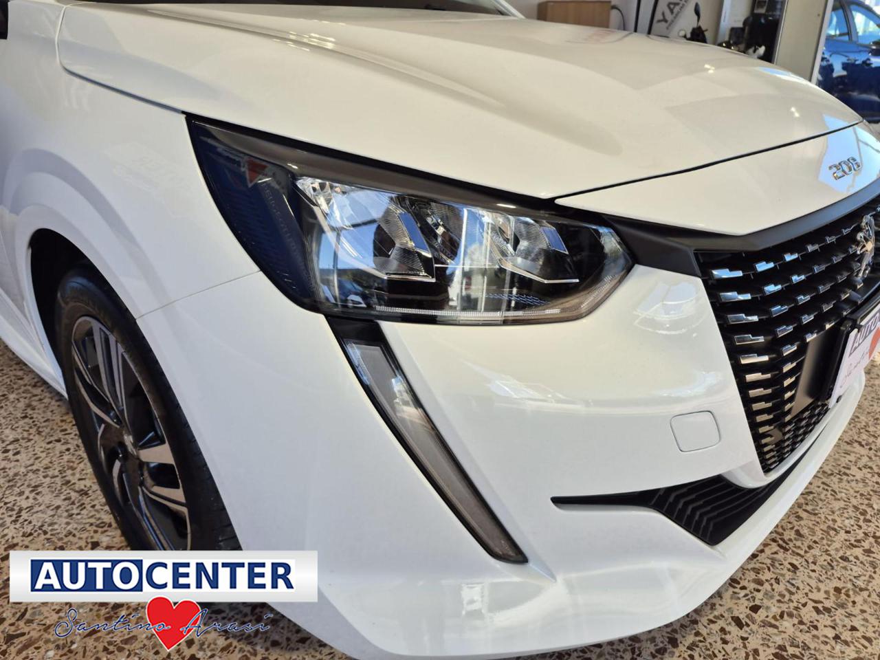 PEUGEOT 208 PureTech 100 Stop&Start 5 porte Allure - 19