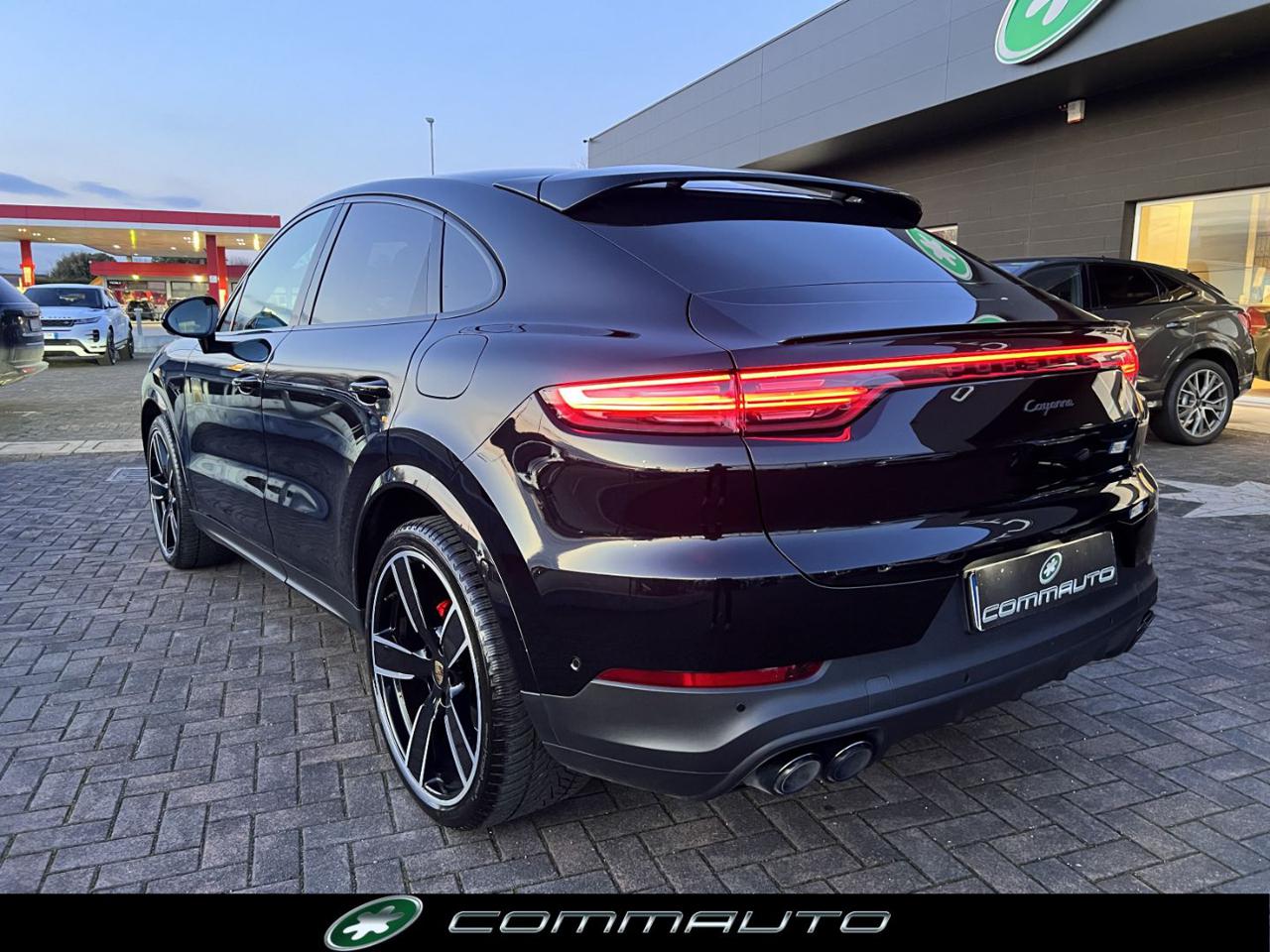 PORSCHE Cayenne Coupé 3.0 V6 E-Hybrid - 2