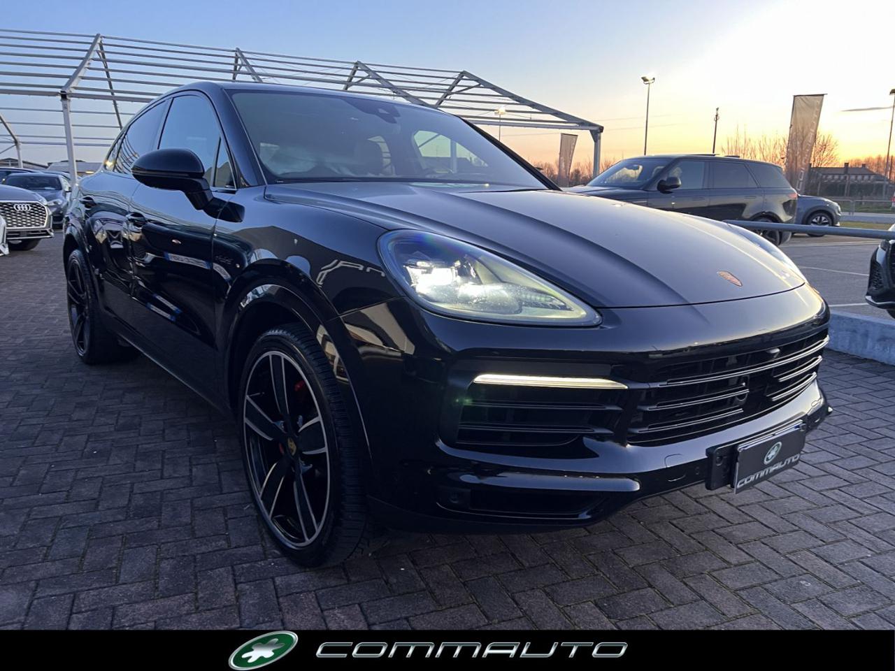 PORSCHE Cayenne Coupé 3.0 V6 E-Hybrid - 4