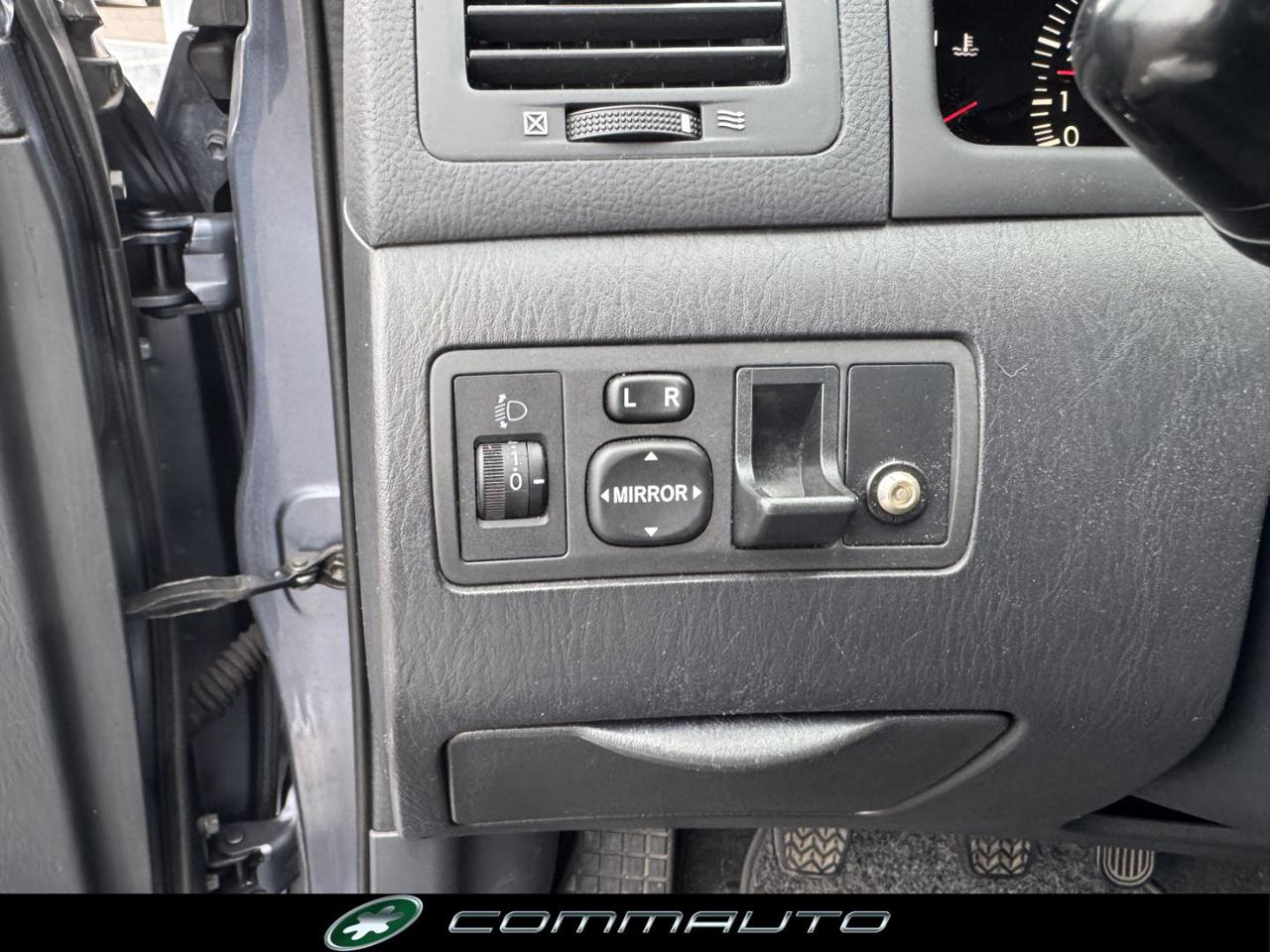 TOYOTA Corolla Verso 1.6 16V - 14