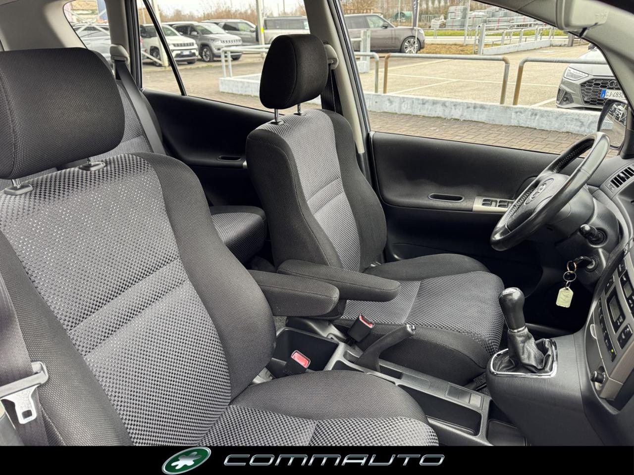 TOYOTA Corolla Verso 1.6 16V - 22