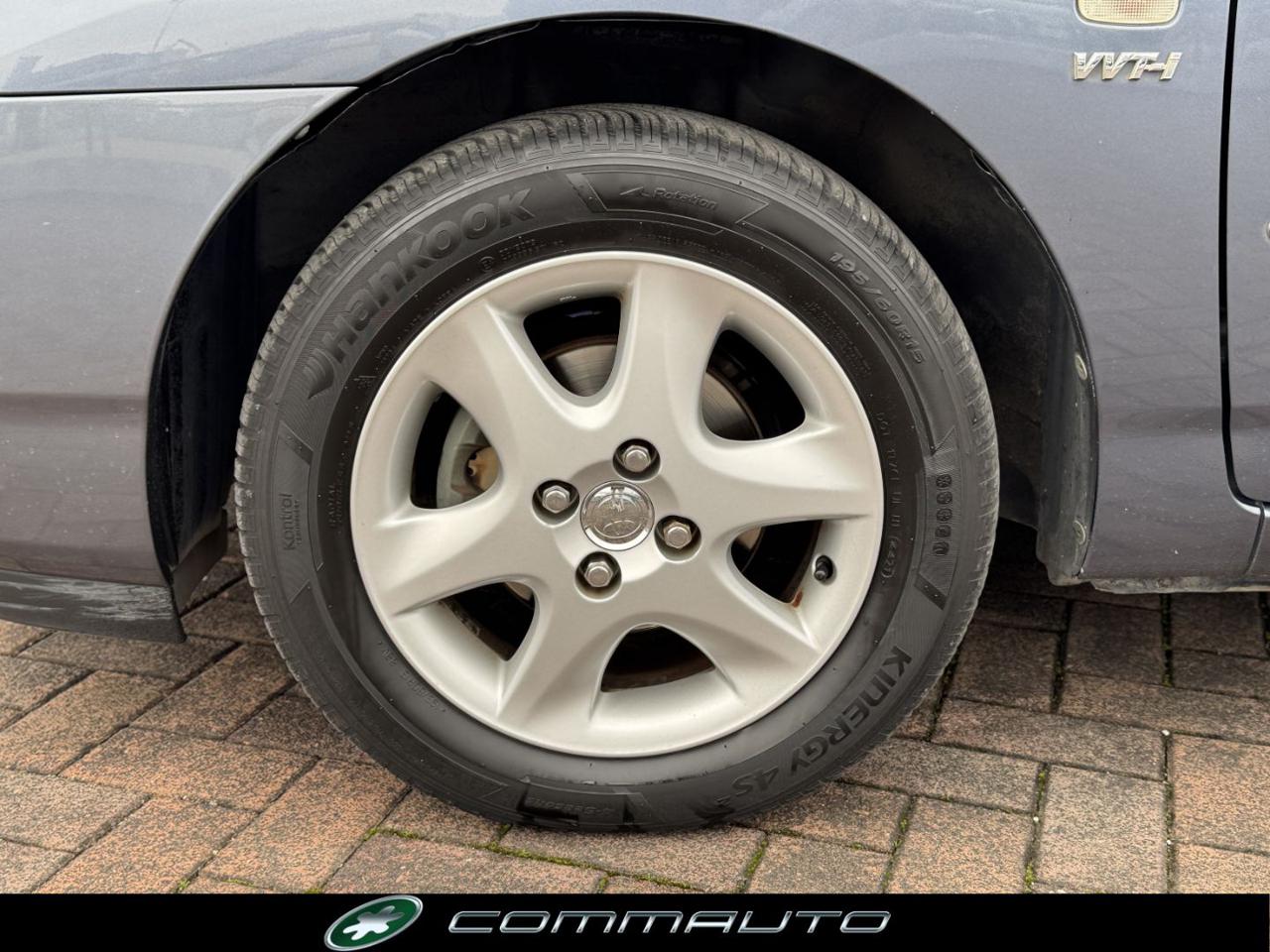 TOYOTA Corolla Verso 1.6 16V - 7