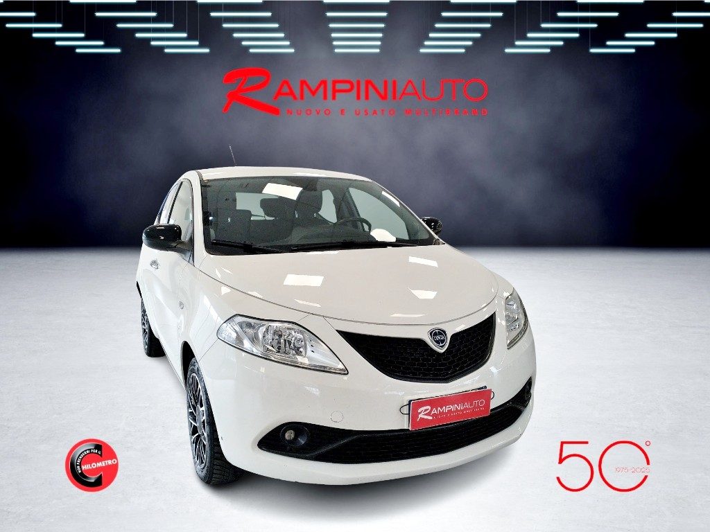 LANCIA Ypsilon 1.3 MJT 95 CV 5 porte Gold Unico Prop. Pronta Cons - 4