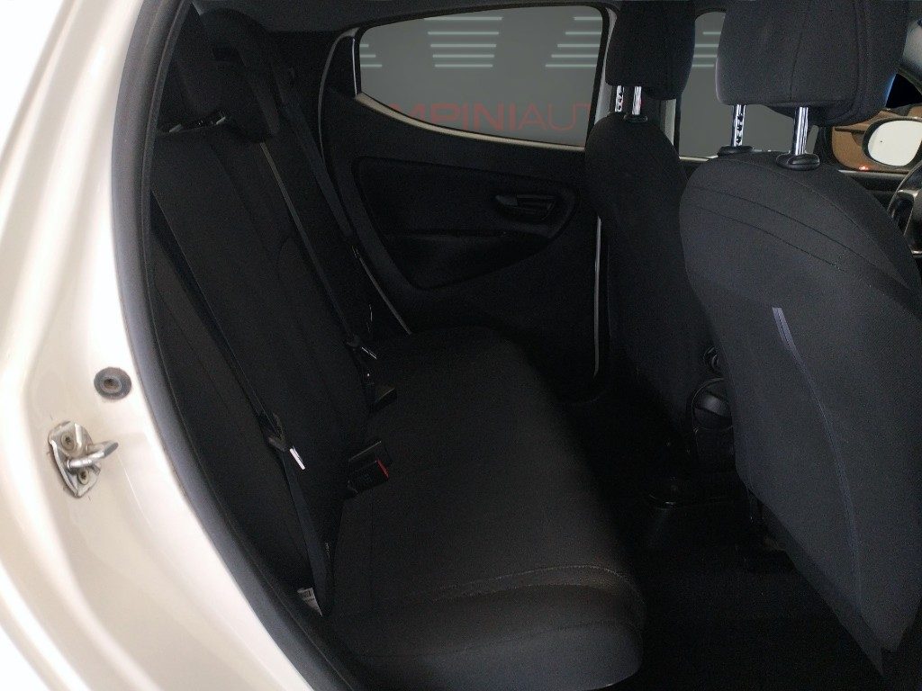 LANCIA Ypsilon 1.3 MJT 95 CV 5 porte Gold Unico Prop. Pronta Cons - 17