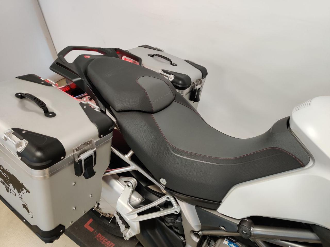 DUCATI Multistrada 1200 ENDURO WHITE - 8