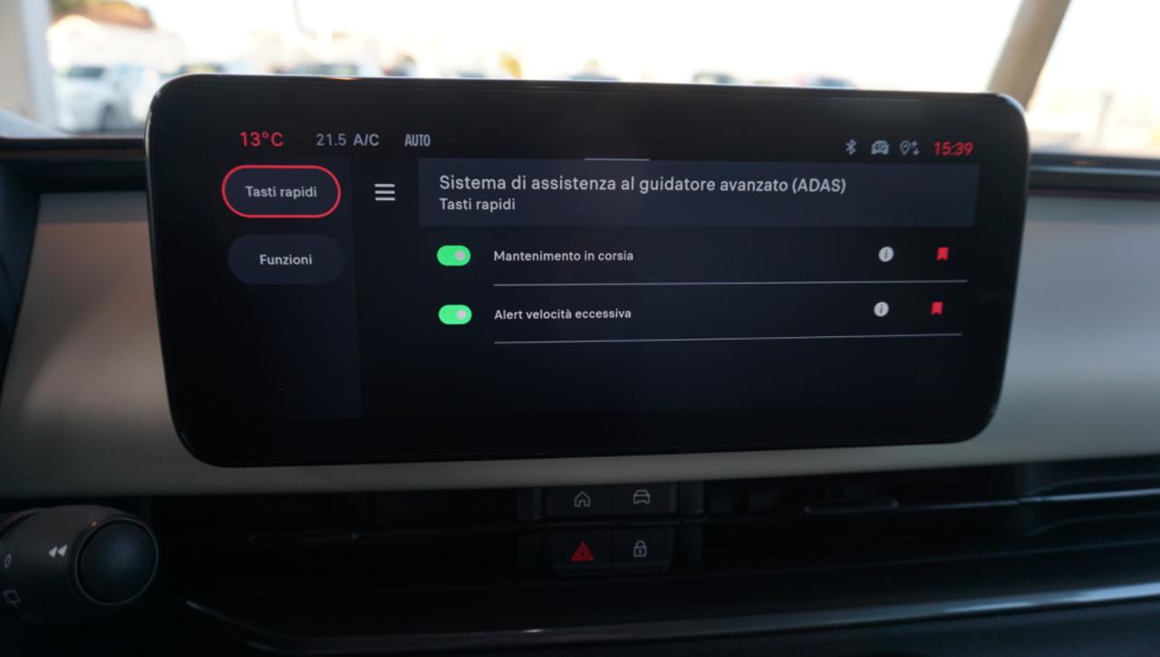 FIAT 600 Hybrid 100 CV DCT MHEV La Prima - 26