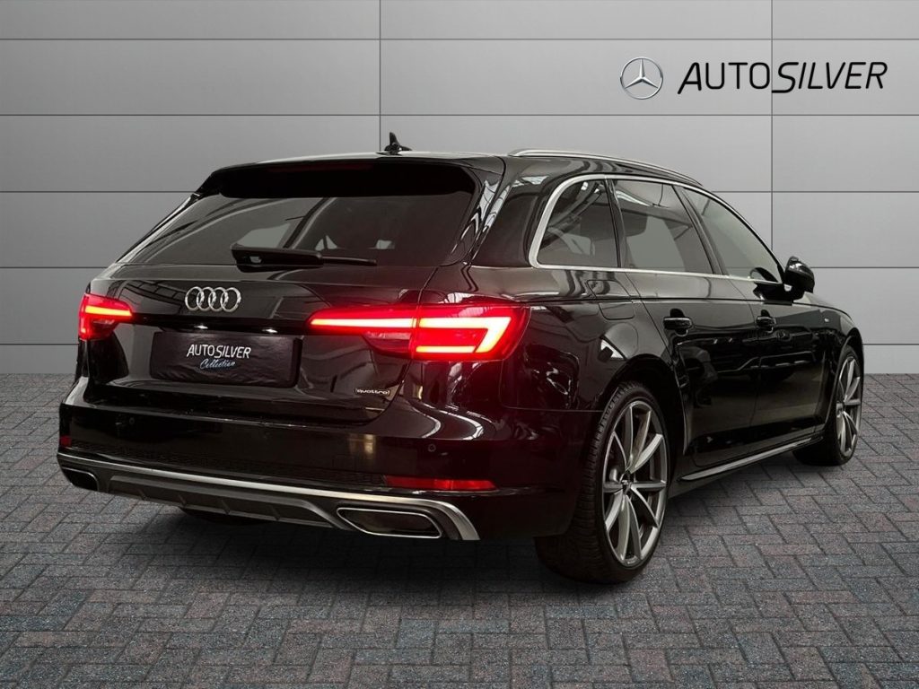 AUDI A4 Avant 40 TDI quattro S tronic S-Line - 2