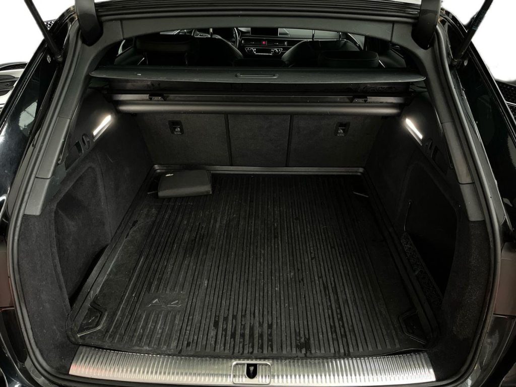 AUDI A4 Avant 40 TDI quattro S tronic S-Line - 13