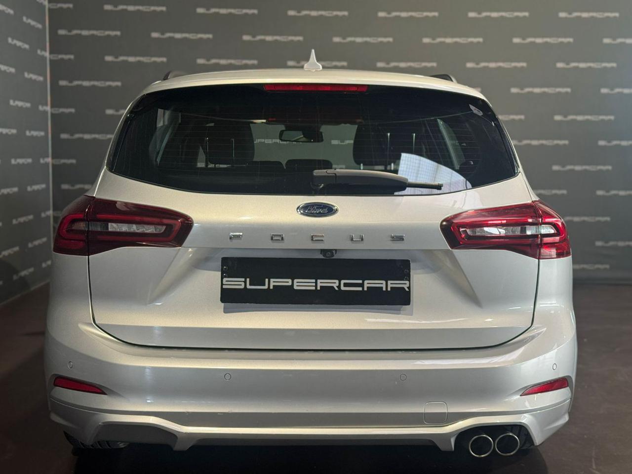 FORD Focus 1.5 EcoBlue 115 CV automatico SW ST-Line - 4