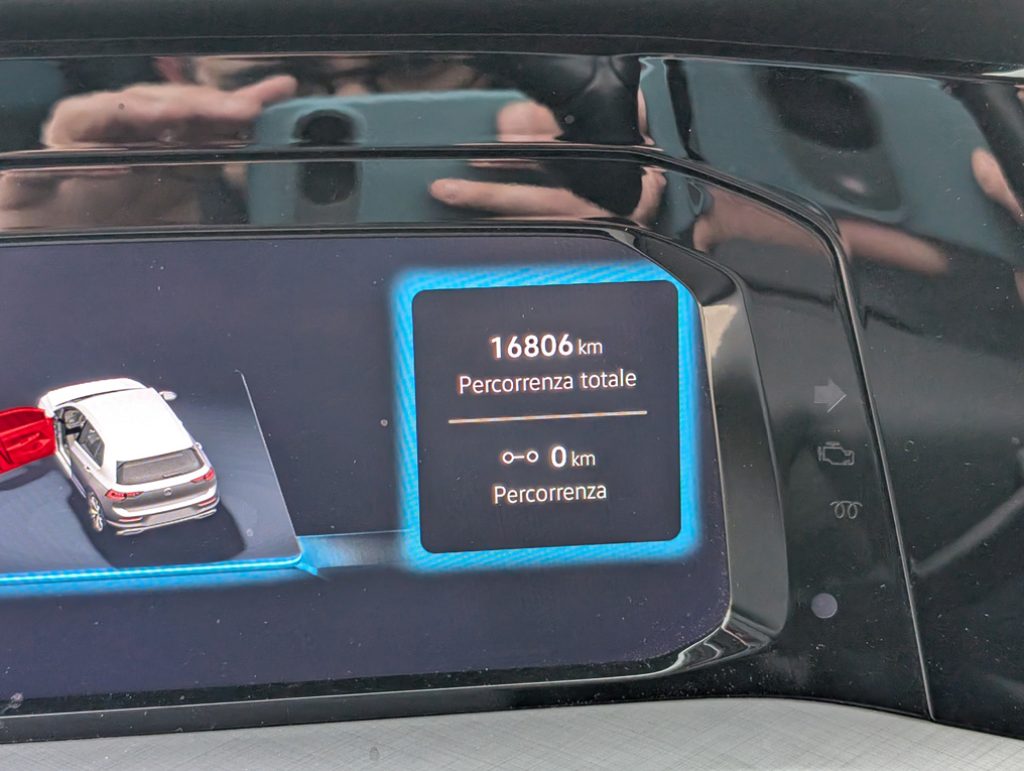 VOLKSWAGEN Golf 2.0 TDI 115 CV SCR Edition Plus - 12