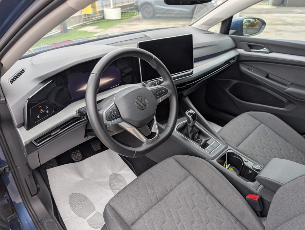 VOLKSWAGEN Golf 2.0 TDI 115 CV SCR Edition Plus - 25