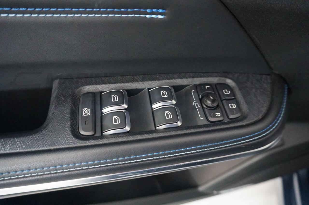 LYNK & CO 01 PHEV 1.5 261CV - 17