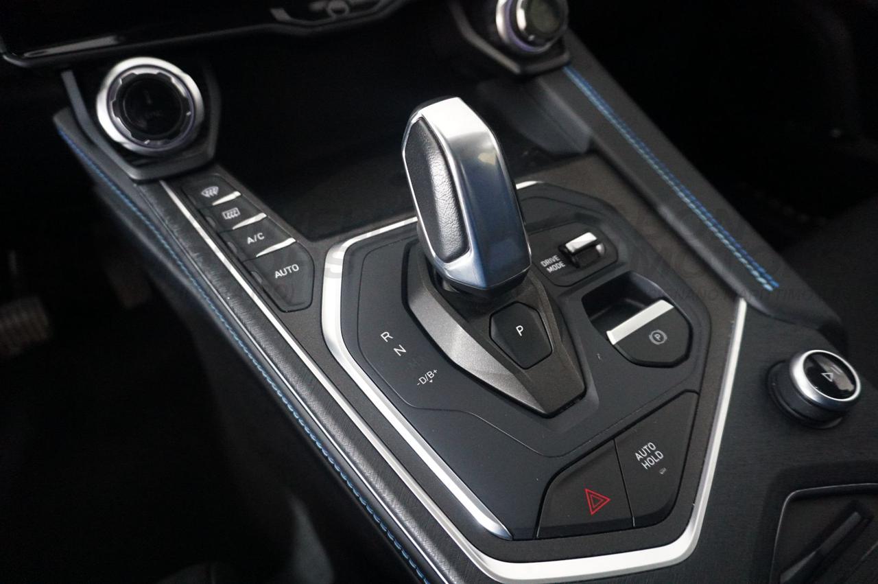 LYNK & CO 01 PHEV 1.5 261CV - 13