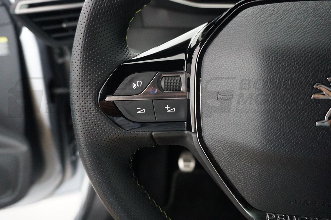 PEUGEOT 208 1.2 PURETECH 100CV S&S GT - 21