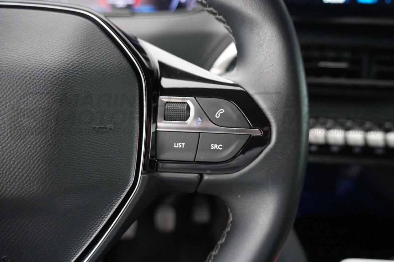 PEUGEOT 3008 1.2 130CV PURETECH ALLURE PACK - 22