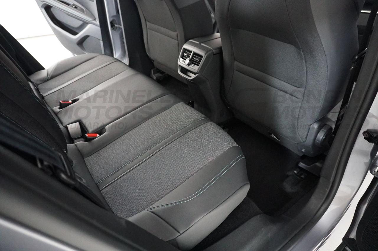 PEUGEOT 3008 1.2 136CV HYBRID E-DCS 6 ALLURE PACK - 11