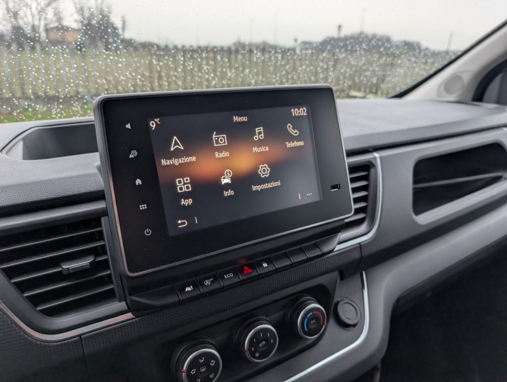 NISSAN Primastar 2.0 dCi 150CV PL-TN Business 9 POSTI - 15