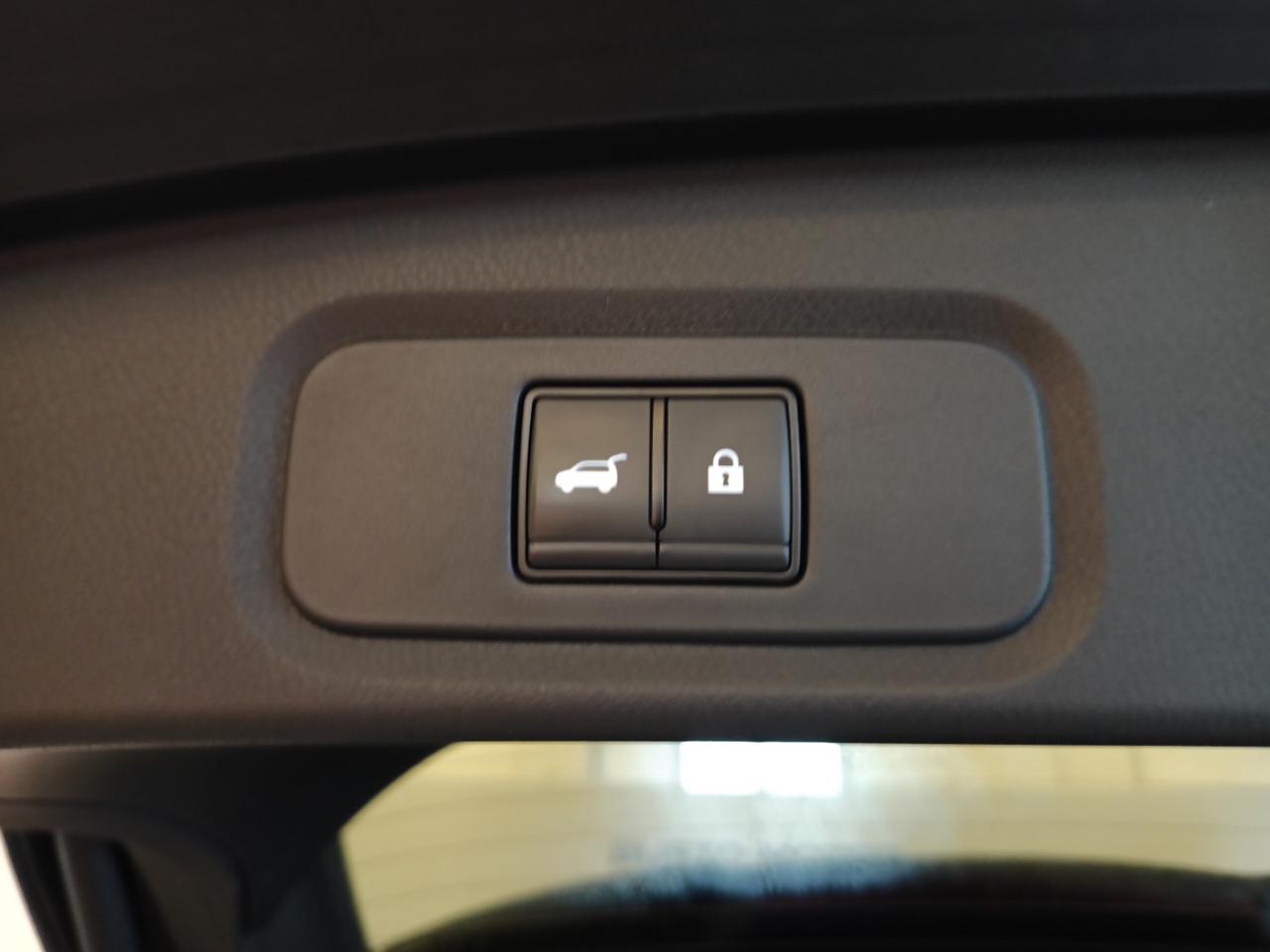 NISSAN Qashqai MHEV 158 CV Xtronic N-Connecta - 11