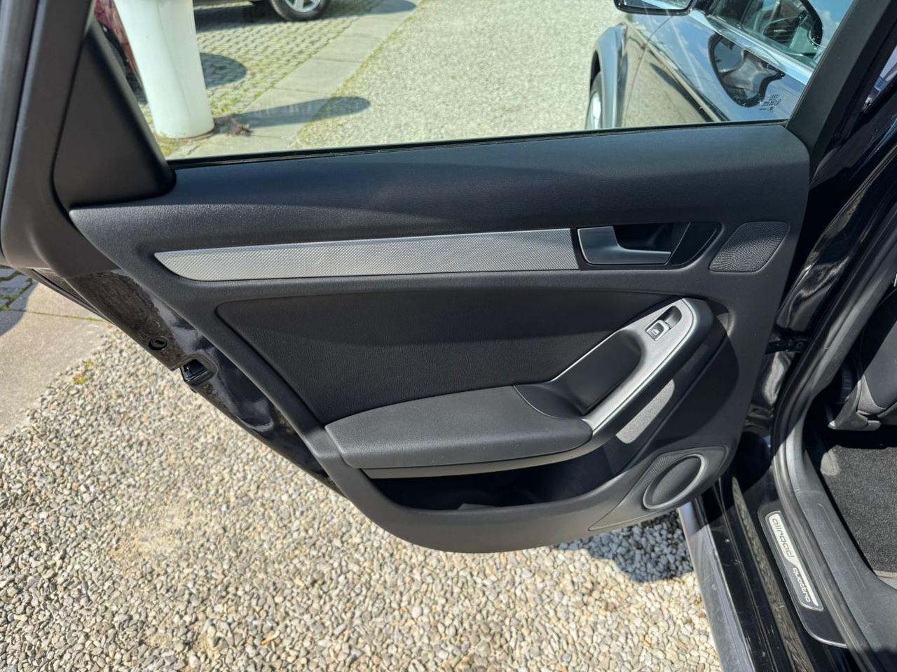 AUDI A4 allroad 2.0 TDI 177 CV S tronic Business - 15