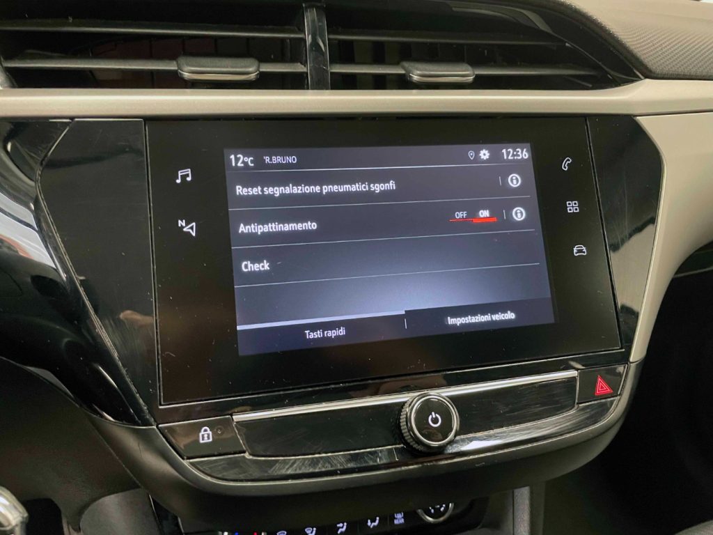 OPEL Corsa 1.5 D 100CV - AUTOCARRO - 25