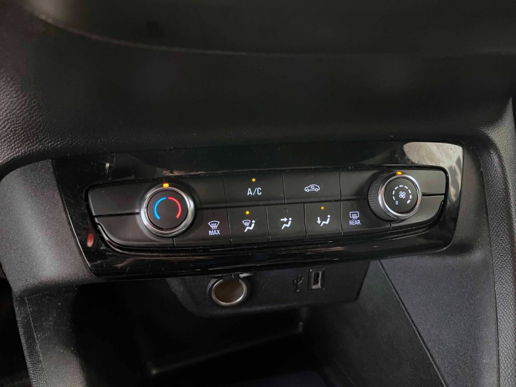 OPEL Corsa 1.5 D 100CV - AUTOCARRO - 26