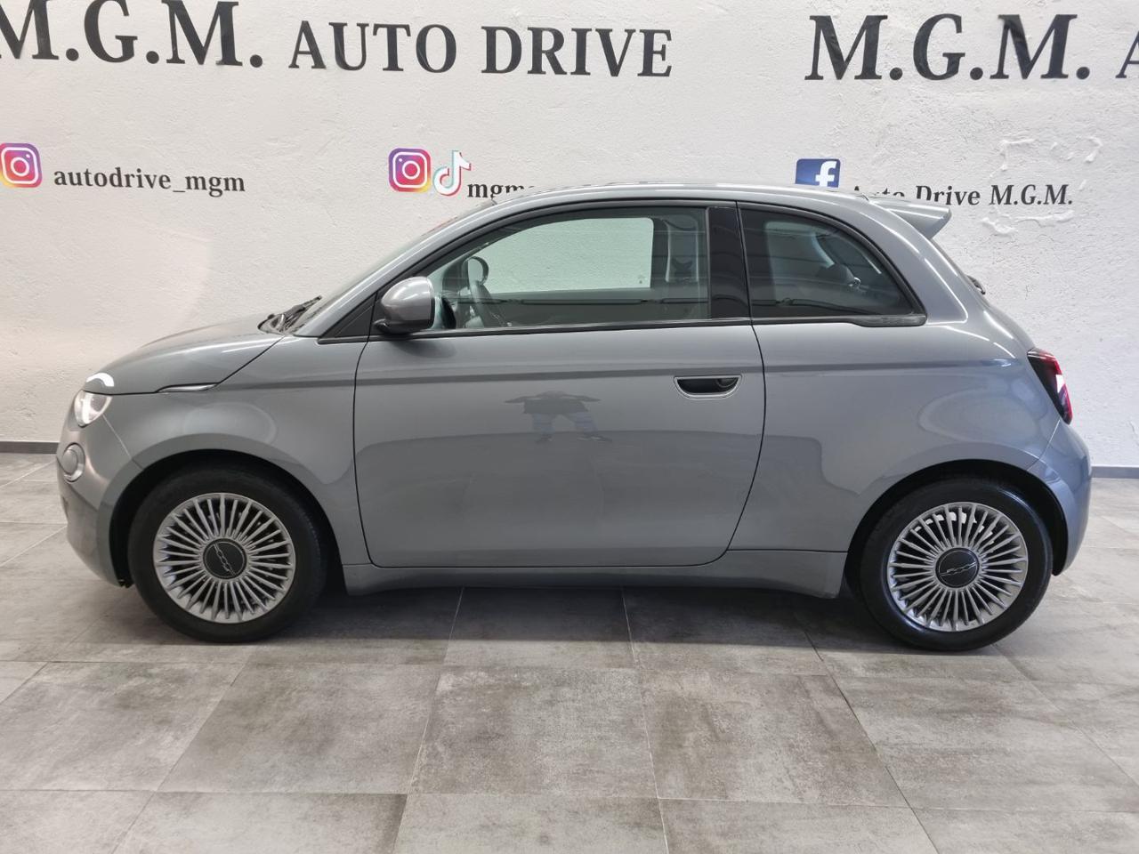 FIAT 500e 3+1 42 kWh La Prima - 2