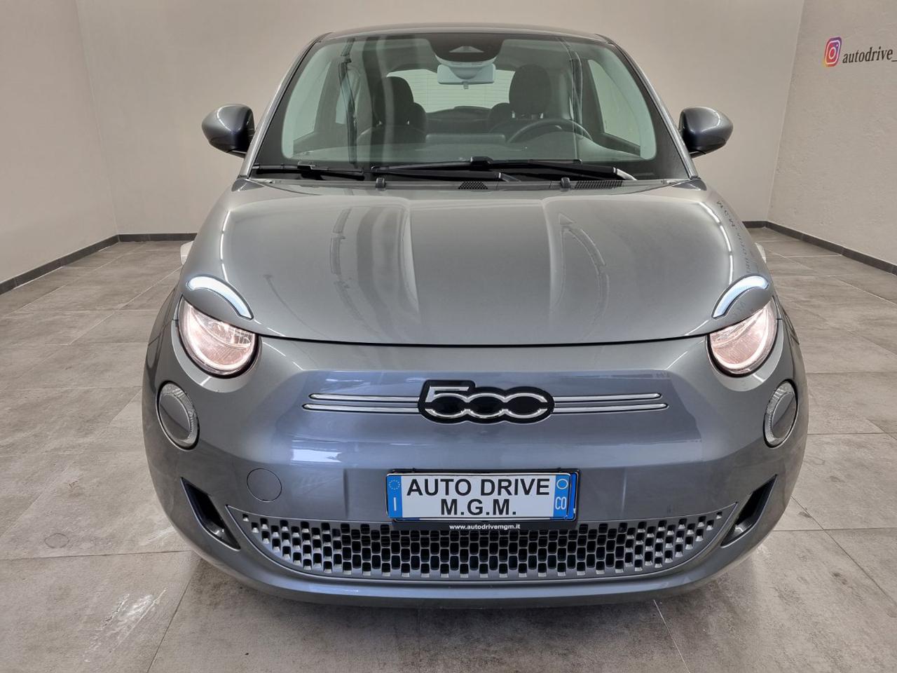 FIAT 500e 3+1 42 kWh La Prima - 5