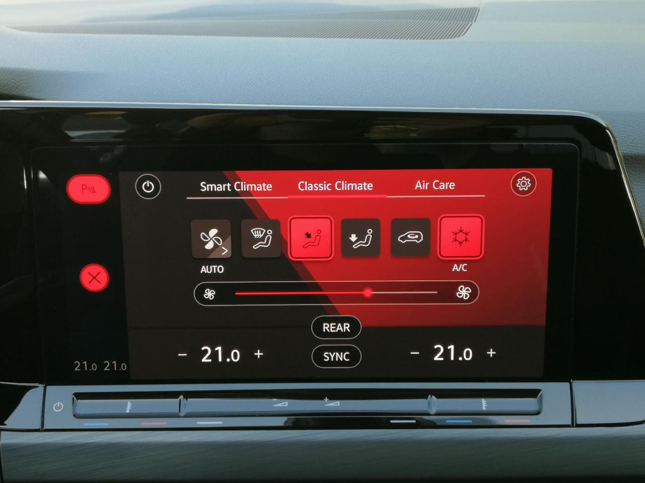 VOLKSWAGEN Golf 2.0 TDI 115 CV DSG SCR Style - 20