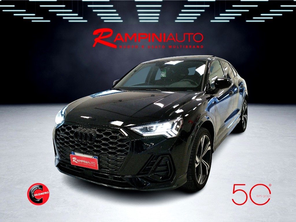 AUDI Q3 SPB 40 TDI quattro S tronic Identity Black - 2