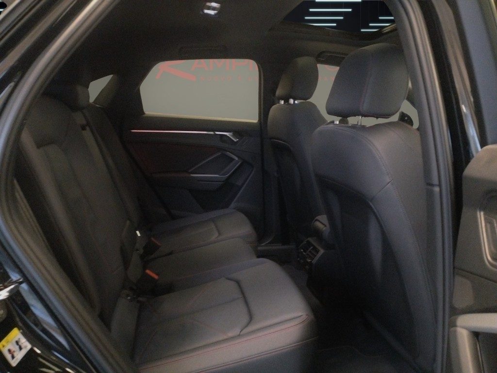 AUDI Q3 SPB 40 TDI quattro S tronic Identity Black - 19