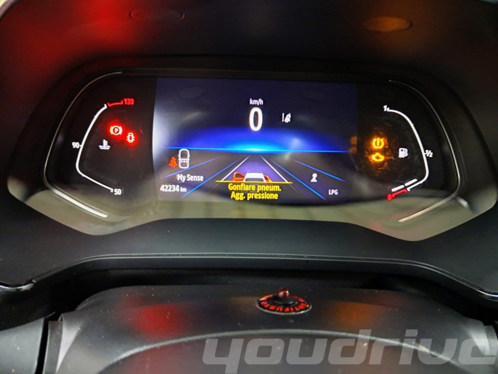 RENAULT Captur / TCe 100 CV GPL Techno KM 42.300 - 12