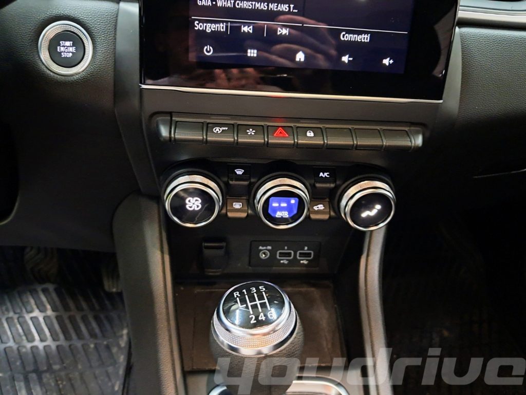 RENAULT Captur / TCe 100 CV GPL Techno KM 42.300 - 16