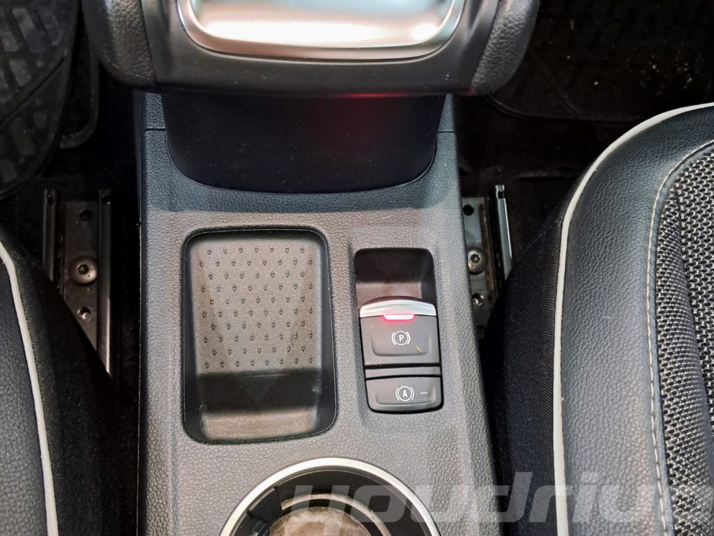 RENAULT Captur / TCe 100 CV GPL Techno KM 42.300 - 18