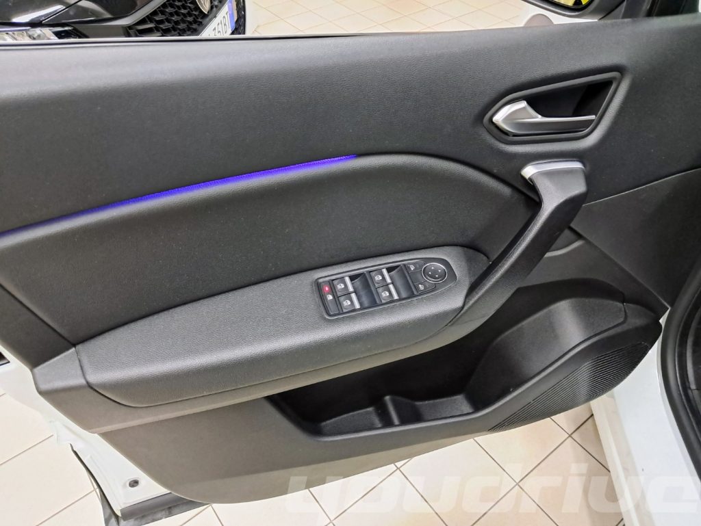 RENAULT Captur / TCe 100 CV GPL Techno KM 42.300 - 19