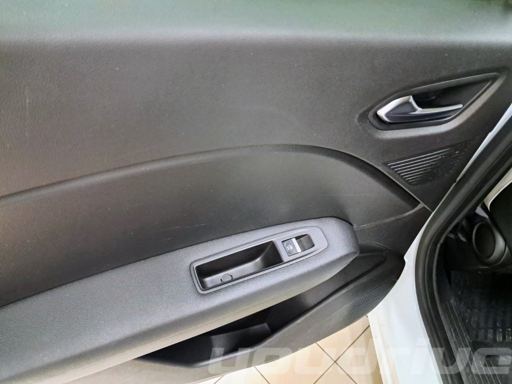 RENAULT Captur / TCe 100 CV GPL Techno KM 42.300 - 20