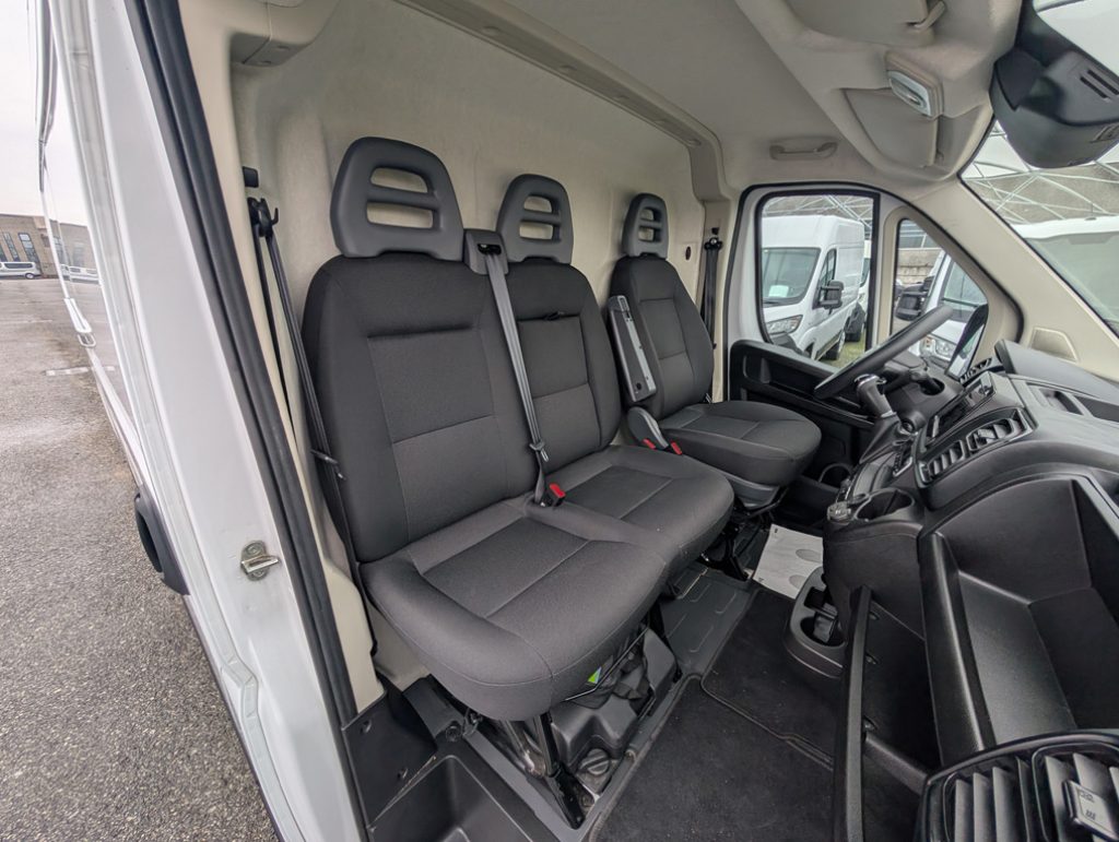 FIAT Ducato 35 2.2 Mjt 140CV AT8 PLM-TA LH2 Furgone AUTOMATICO - 23