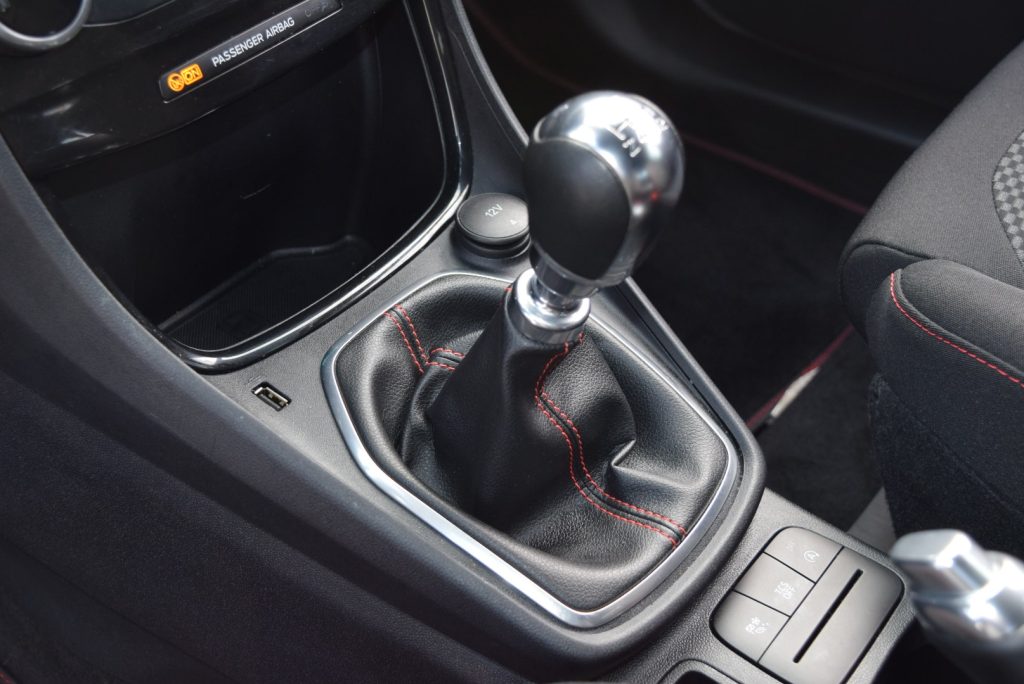 FORD Puma 1.0 EcoBoost Hybrid S&S ST-Line 125 CV - 20