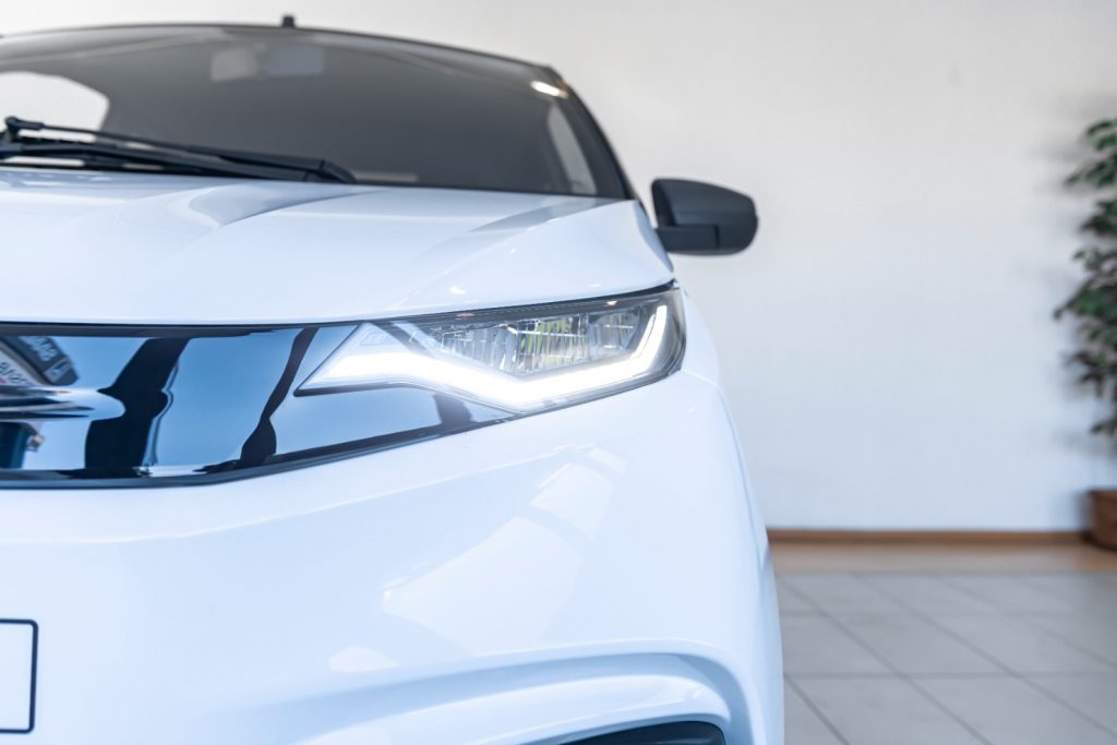 AIXAM City E-City Sport Pelle Android Auto Apple Car - 5