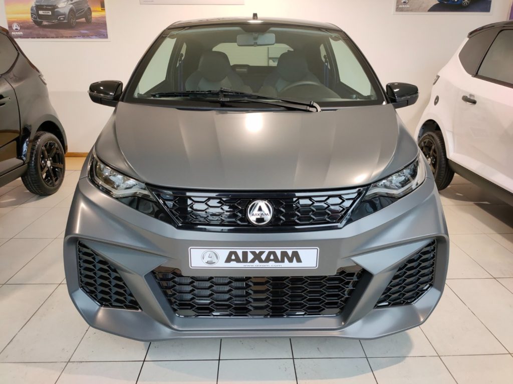 AIXAM City GTO Automatic Pelle Alcantara CarPlay Camera - 3