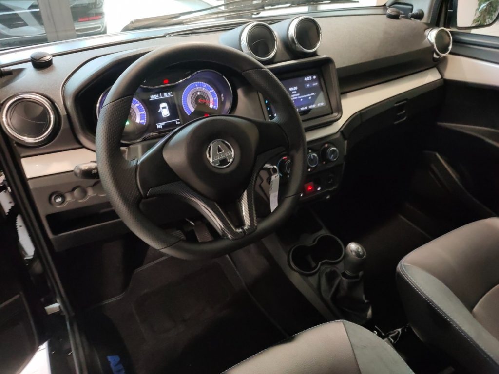 AIXAM City GTO Automatic Pelle Alcantara CarPlay Camera - 11