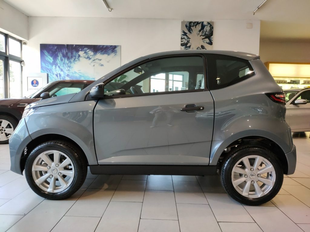 AIXAM City Pack New Automatic Bluethoot - 6