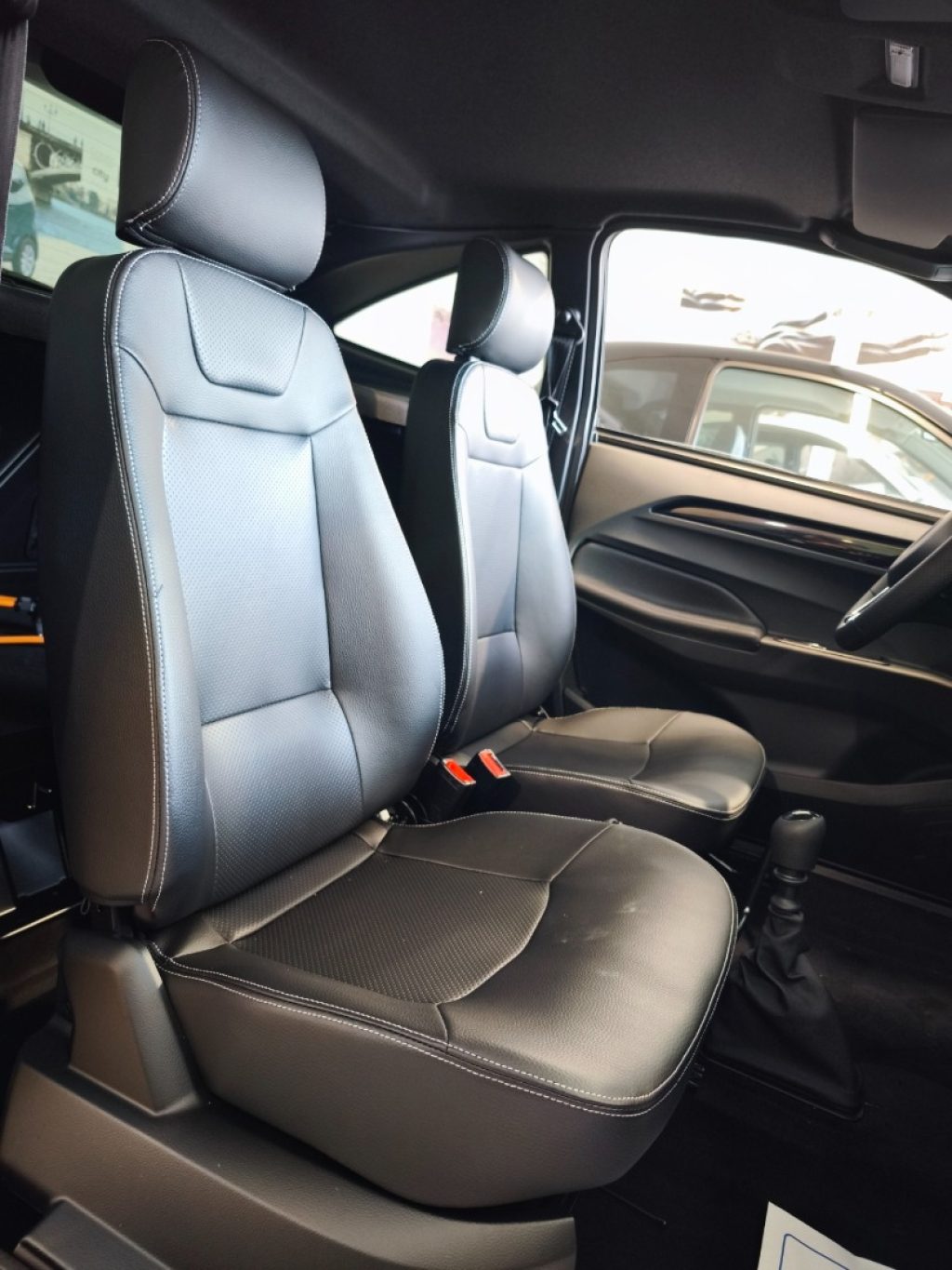 AIXAM Coupé E-Coupè Sport Pelle Tablet 115 Km Autonomia! - 13